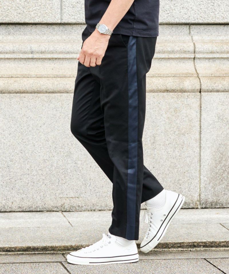 ドレスサイドラインパンツ【FLAT】