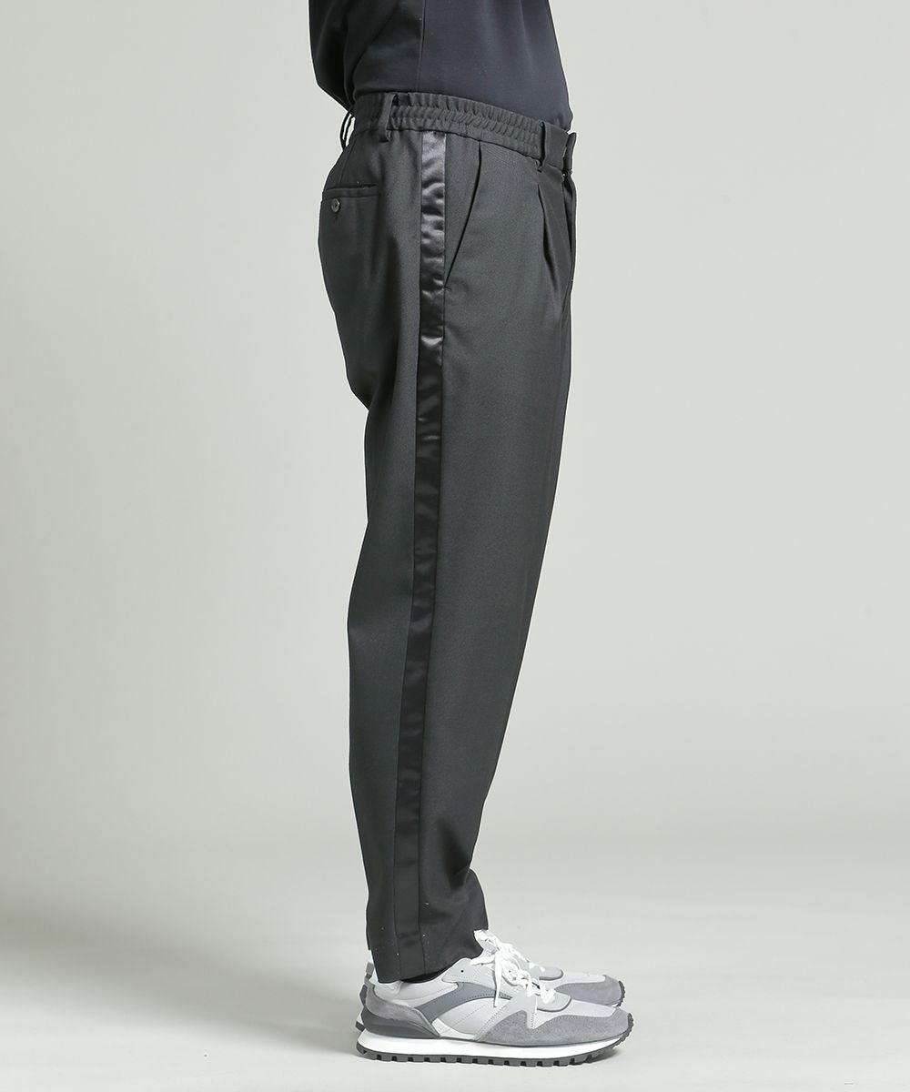 TRサージ ワンタック サイドラインスラックス【PLAY】