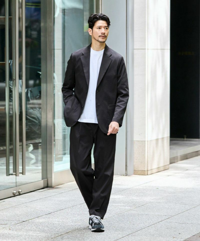 オールウェザーストレッチツイル ワイドストレートスラックス【PLAY】